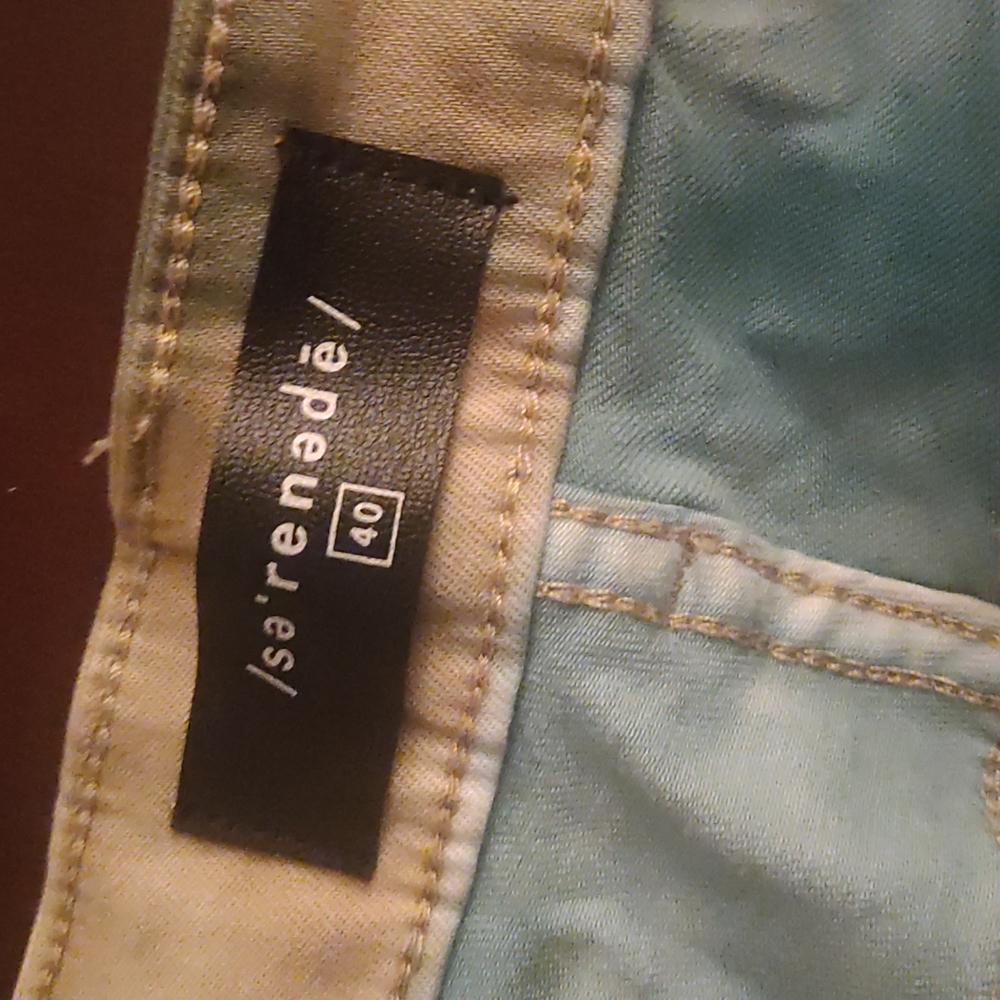 Jeans - Picture 3 of 4